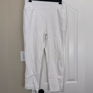 Chico's White Pull-On Pants size 2 R (12R)